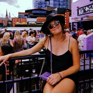 Meet your Posher, Racine